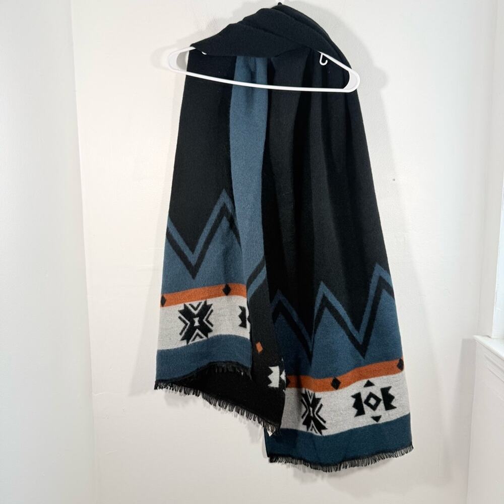 Free People Black Blue Southwest Aztec Tribal Blanket Scarf